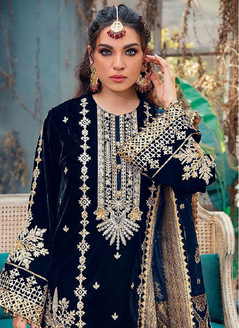 Anaya velvet 1774 By Deepsy Suit Velvet Pakistani Suits